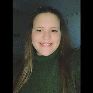 Meet your Posher, Kelsey